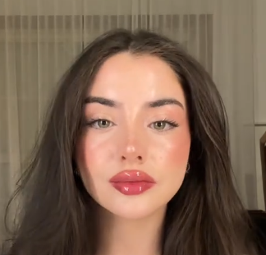 Ulrevo™ Effortless Lips Liner